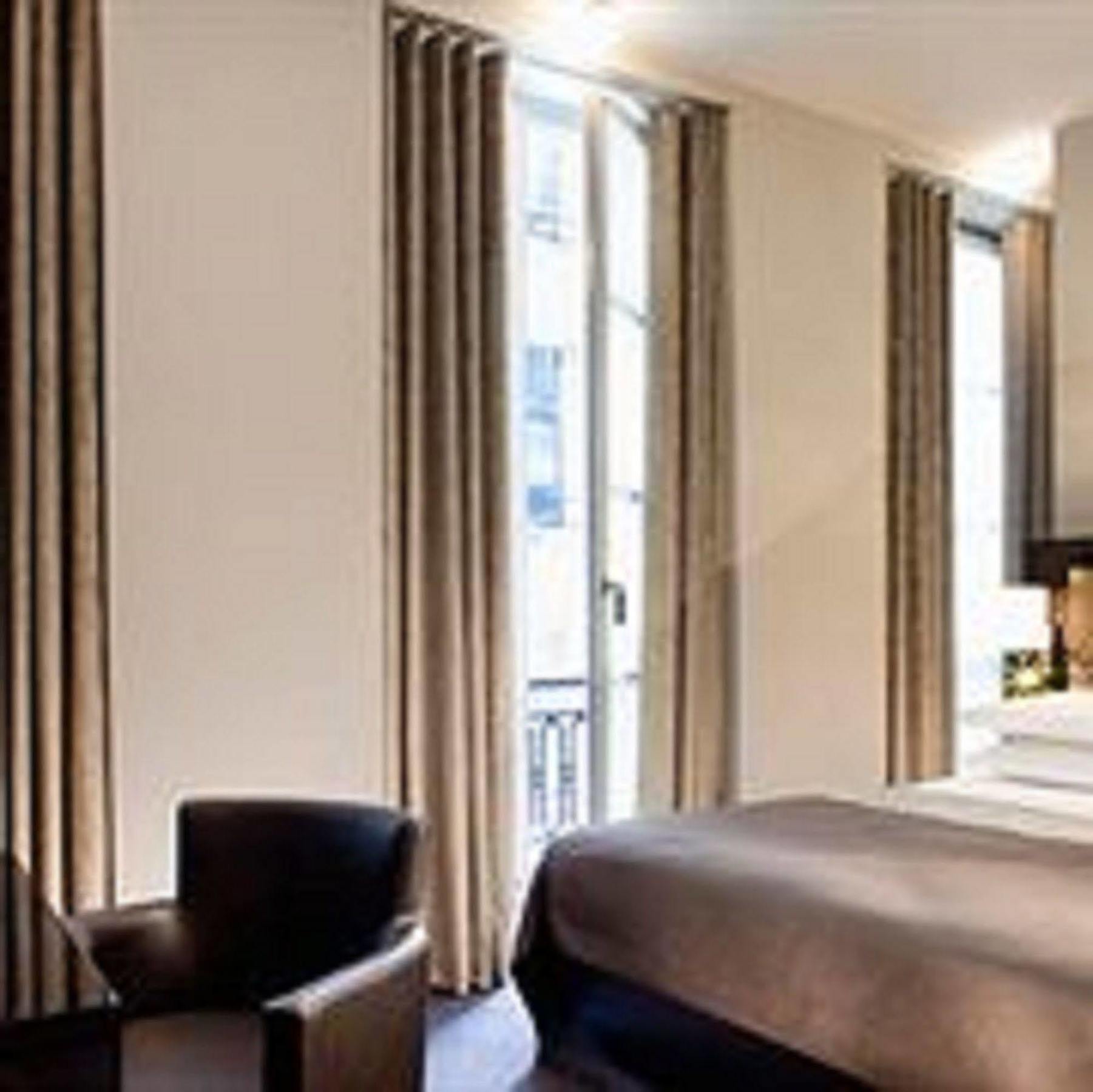 Hotel Caron Le Marais Parigi Esterno foto